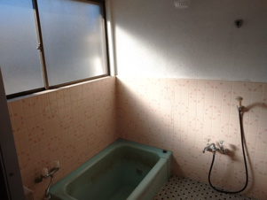 鳥取市国安中古戸建て【浴室】