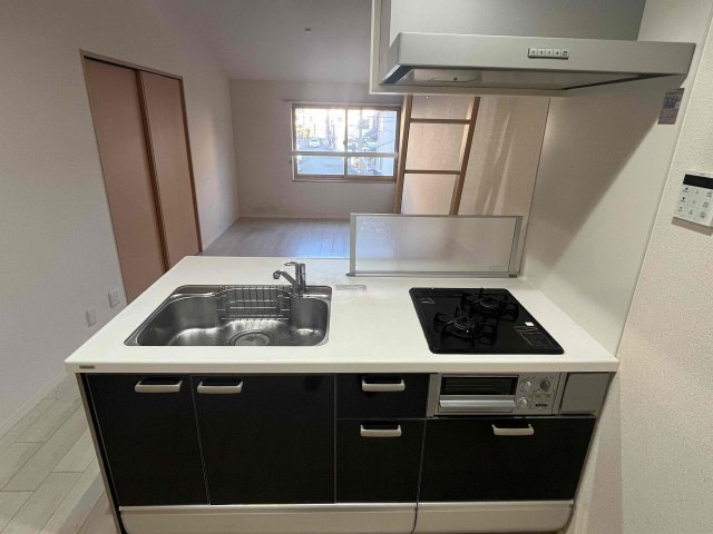 Ｅｓｐｏｉｒ（エスポワール）【キッチン】シンクが広いキッチンです。