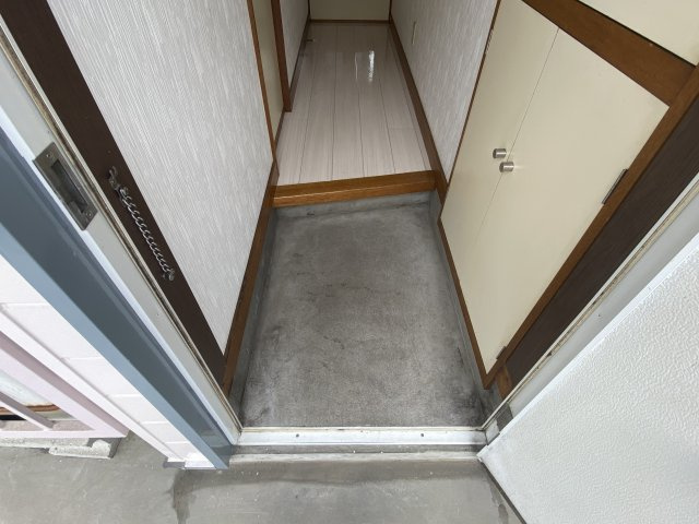 ハイツプレベール【玄関】