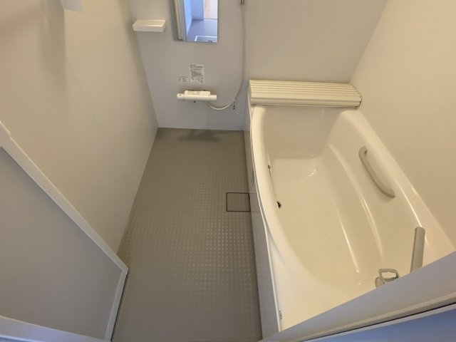 芽室東１－７リースハウス【浴室】
