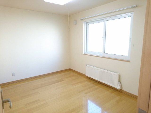 ハウスアバンセＡ棟【寝室】