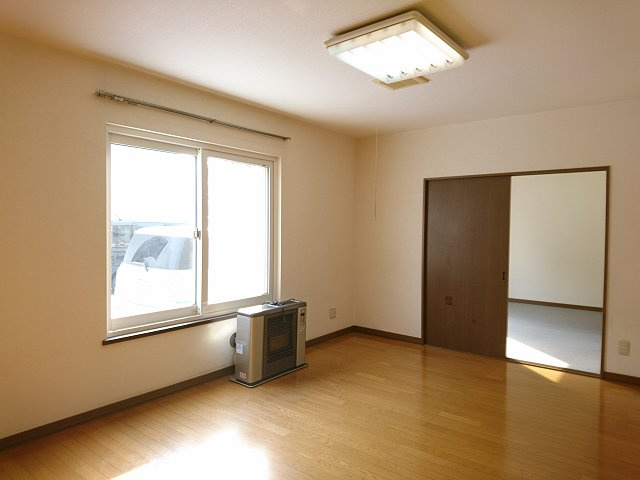 北欧ハイツ【居間・リビング】