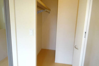 メゾン・ド・ティアラ【収納】105 ウォークインクローゼット