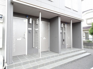 メゾン・ド・ティアラ【エントランス】エントランス