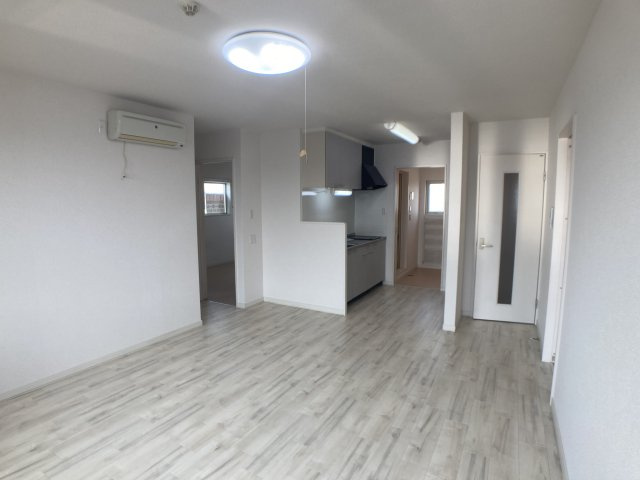 コーポＴＣＢ【居間・リビング】