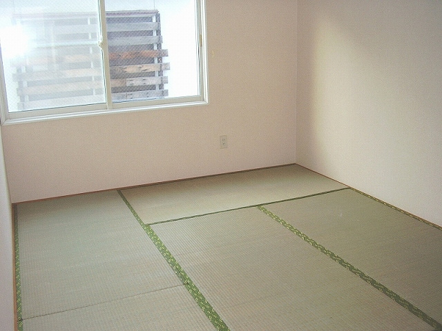 コーポ内藤【和室】