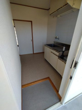 双葉アパート【玄関】