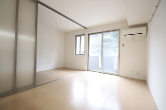 チェルシーガーデン三の丸【居間・リビング】リビング全景