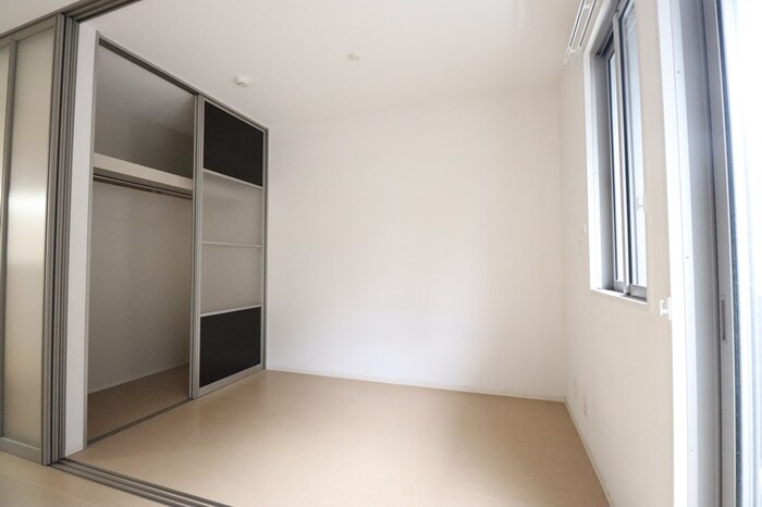 チェルシーガーデン三の丸【寝室】洋室