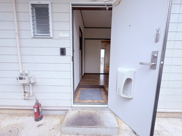 サンハイツ　Ｂ棟【居間・リビング】