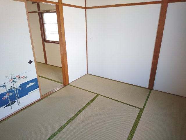 ＳＮ貸家一棟２戸（西１７－５）【寝室】