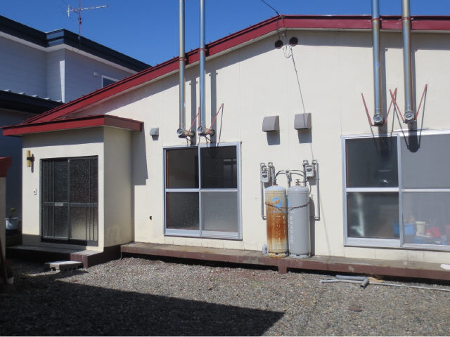 ＳＮ貸家一棟２戸（西１７－５）【外観】