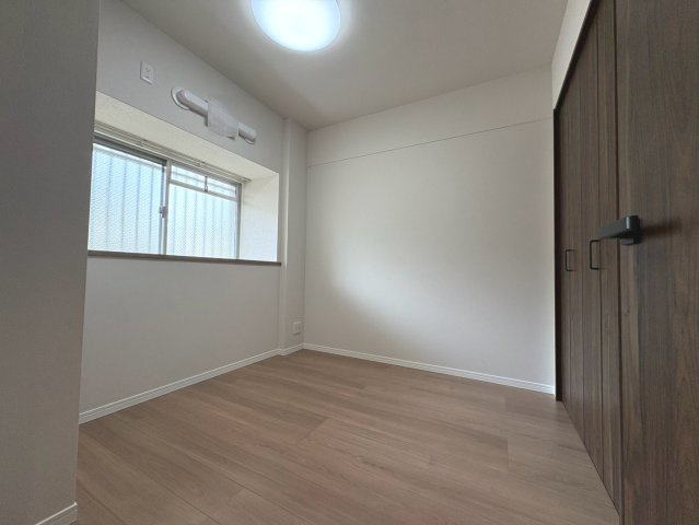 レスポアール三条朱雀【子供部屋】