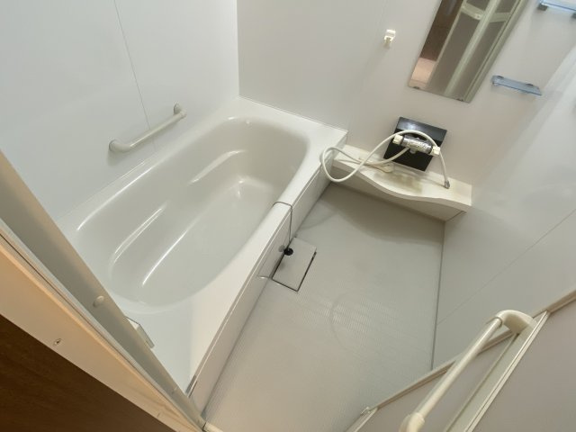 カラリア西１条通り【浴室】