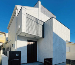 「Tiktok動画　ツバメの巣　六実駅」の画像