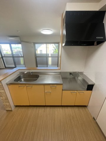 ハートフルタウン弐番館【キッチン】