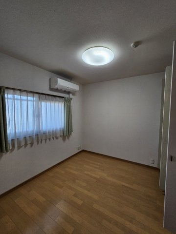 サーパス青葉町【洋室】