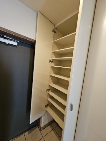 サーパス青葉町【収納】