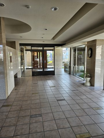 サーパス青葉町【エントランス】