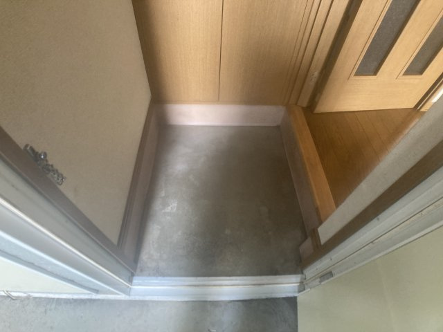 カイセイマンション【玄関】