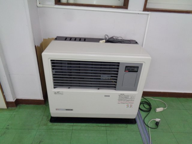 5条東11丁目貸事務所【設備】灯油FF式ストーブです