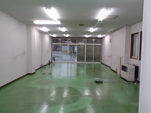 5条東11丁目貸事務所【居間・リビング】１フロアです