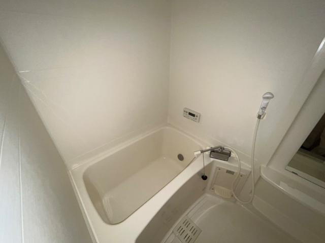 クローバーＢ【浴室】バス