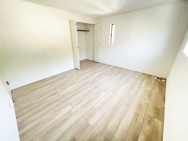 落ち着いた内装仕様で、プライベートな時間を心豊かに過ごせます
