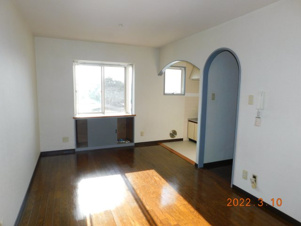 横山マンションⅡ【居間・リビング】