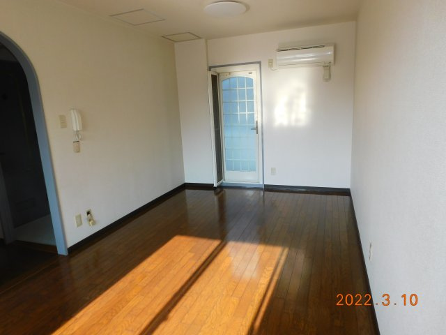 横山マンションⅡ【洋室】