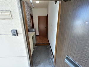 モアシャンブレ【玄関】