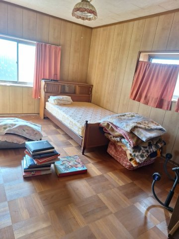 岩美町恩志中古戸建て【洋室】