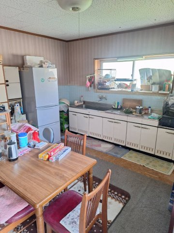 岩美町恩志中古戸建て【キッチン】