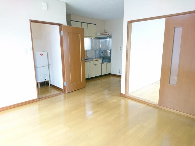 ヒルデスハイム２５２【居間・リビング】