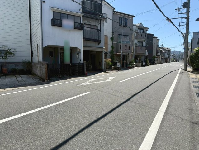 右京区太秦和泉式部町【前面道路含む現地写真】
