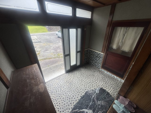 伊那市西春近中古住宅【玄関】