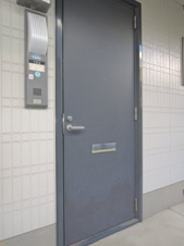 スミーナＫ(ケイ)【玄関】