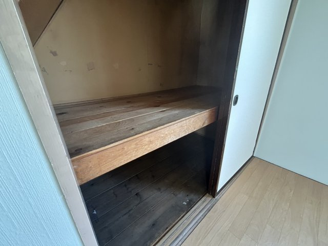 小林貸家西４・５【収納】