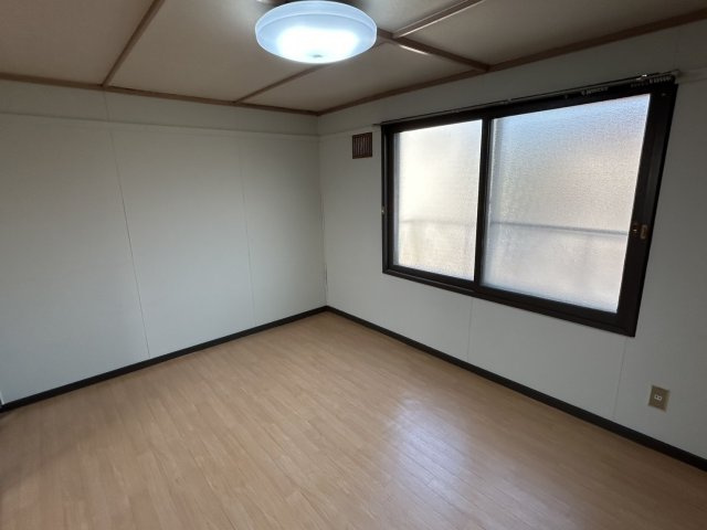 小林貸家西４・５【寝室】