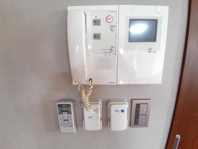 オートロックで防犯面も安心!!
