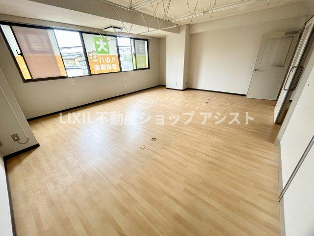 ジュラクビル2階　貸事務所【内装】