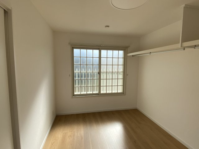 祥栄リースハウス【寝室】