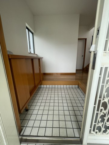 市之倉町13丁目83-474【玄関】