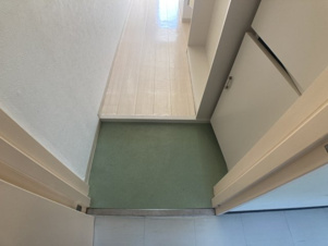 ノースパレス１１２【玄関】