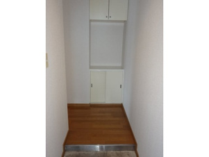 大通南８マンション【玄関】