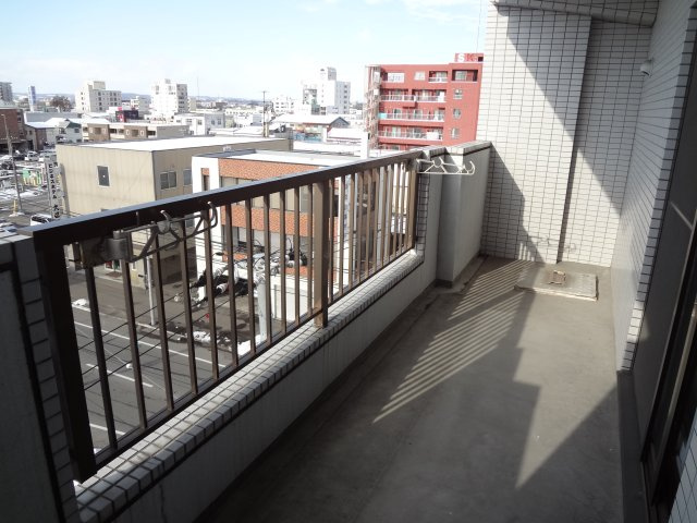 大通南８マンション【バルコニー】