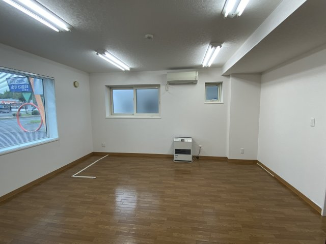 シャーロットタウン．【その他】