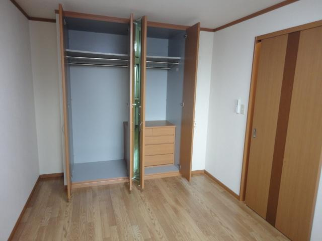 シャローム【収納】北洋室