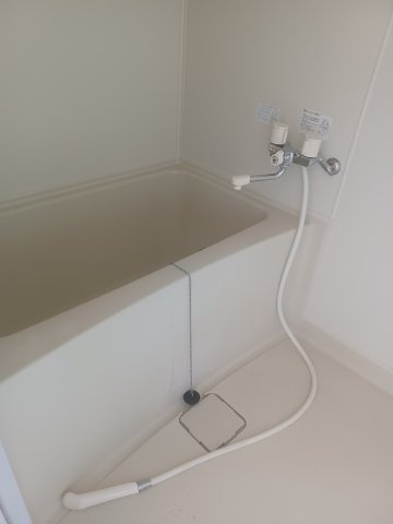 春日町３店舗付き住宅【浴室】