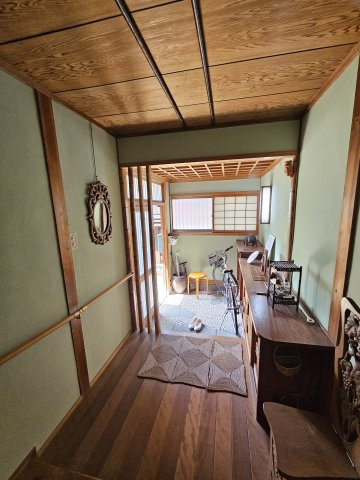 鳥取市卯垣３丁目中古戸建て【玄関】